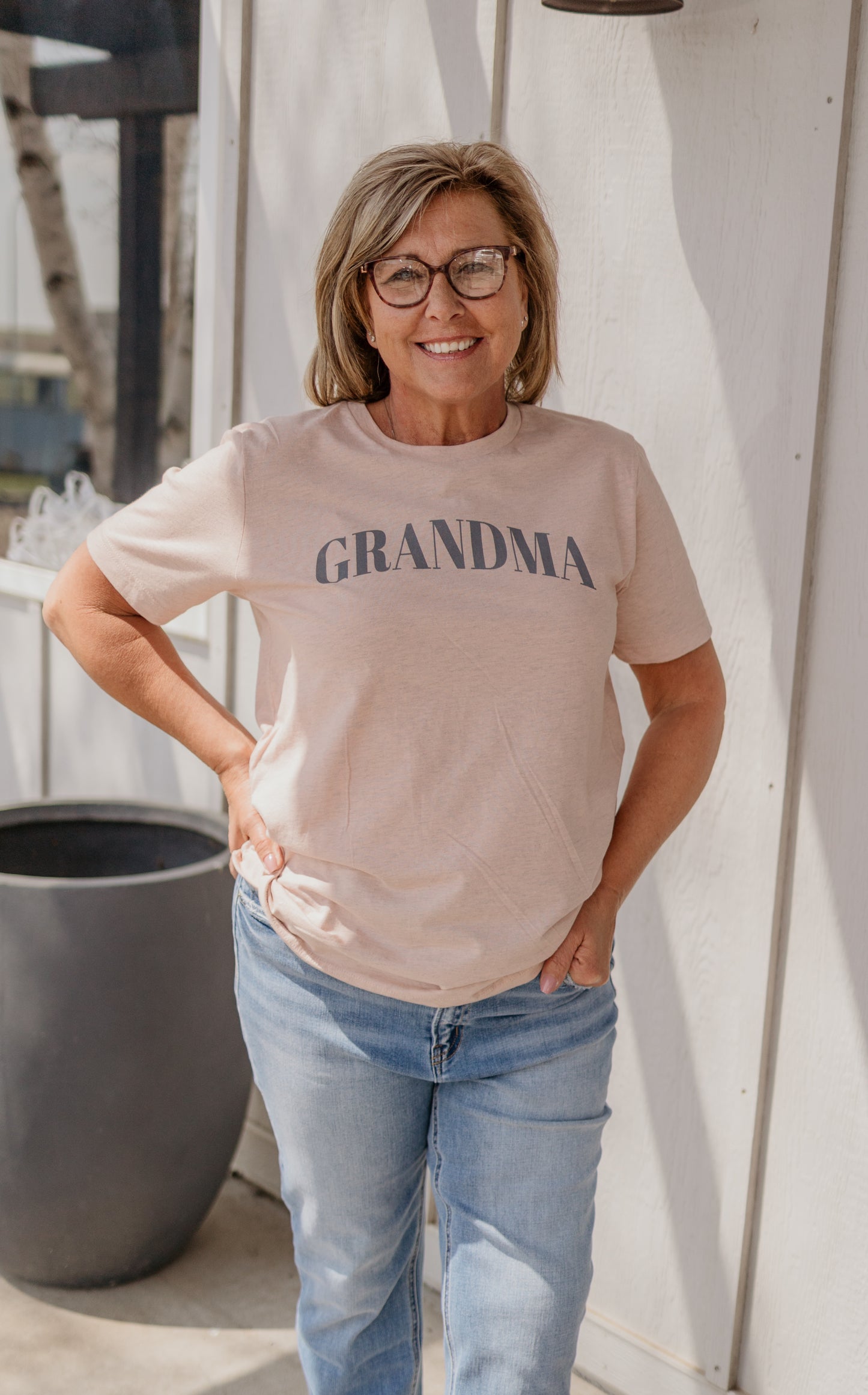 GRANDMA GRAPHIC TEE