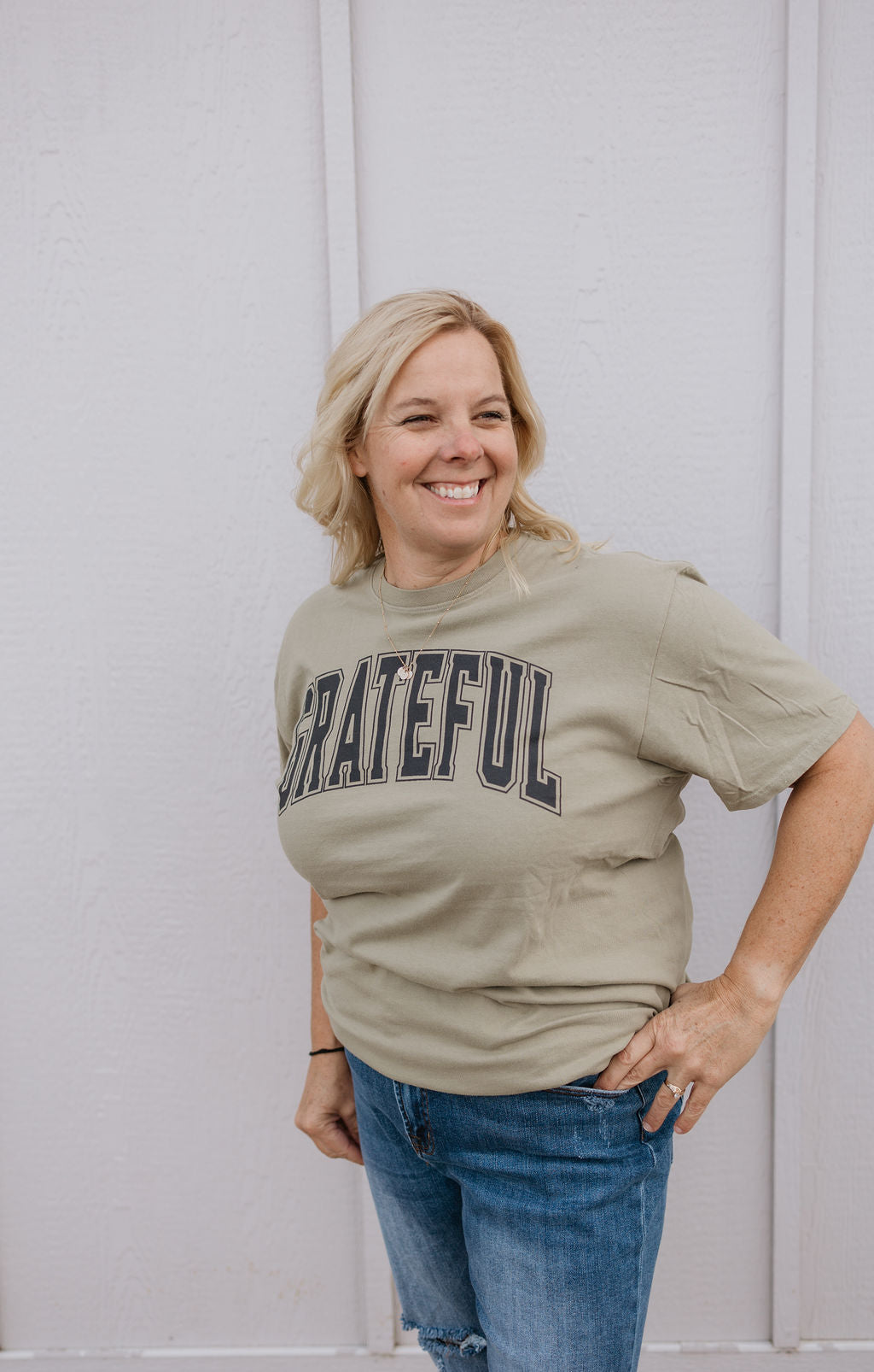 GRATEFUL GRAPHIC TEE