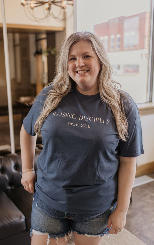 RAISING DISCIPLES GRAPHIC TEE