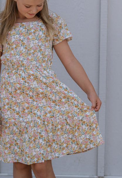 KASSIDY GIRLS YELLOW FLORAL SHORT SLEEVE DRESS