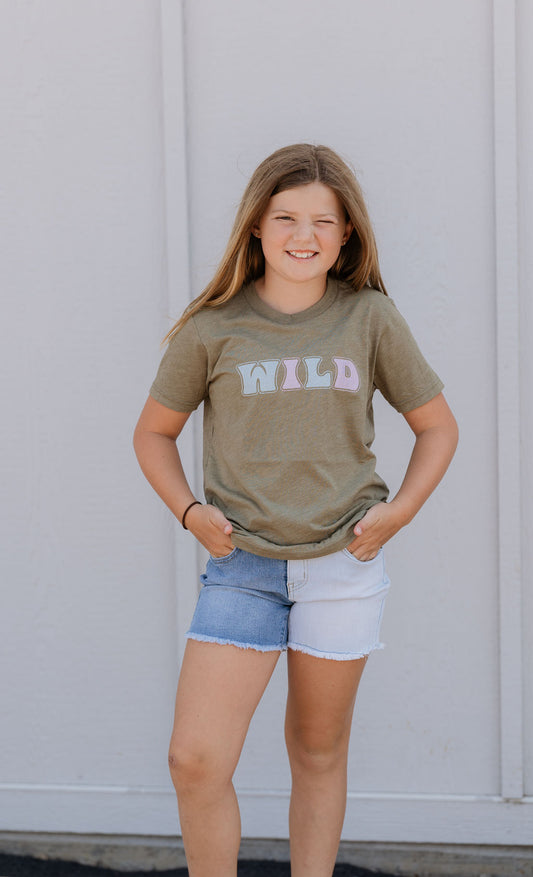 WILD GRAPHIC TEE