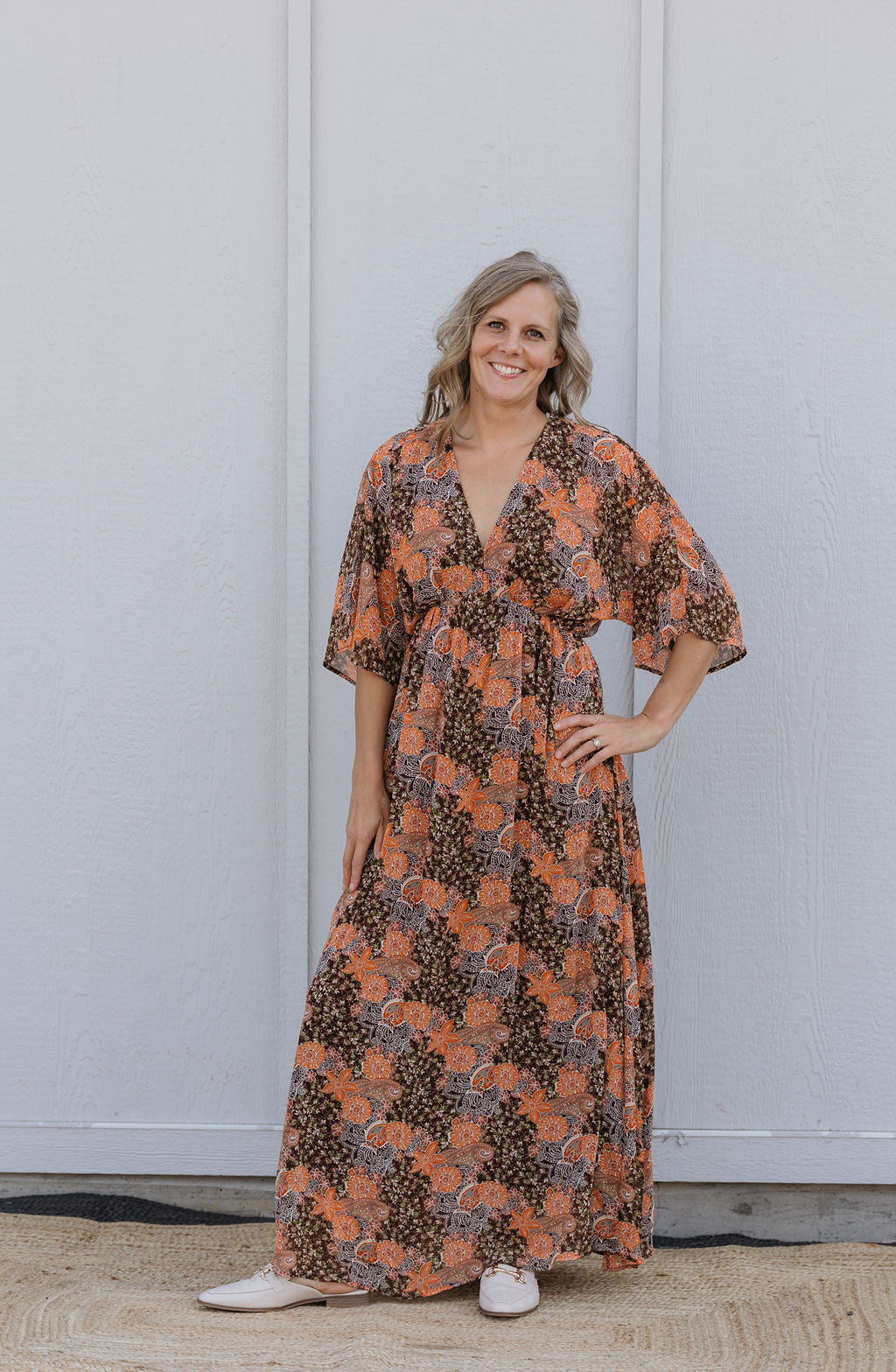 GWEN FLORAL VNECK MAXI DRESS