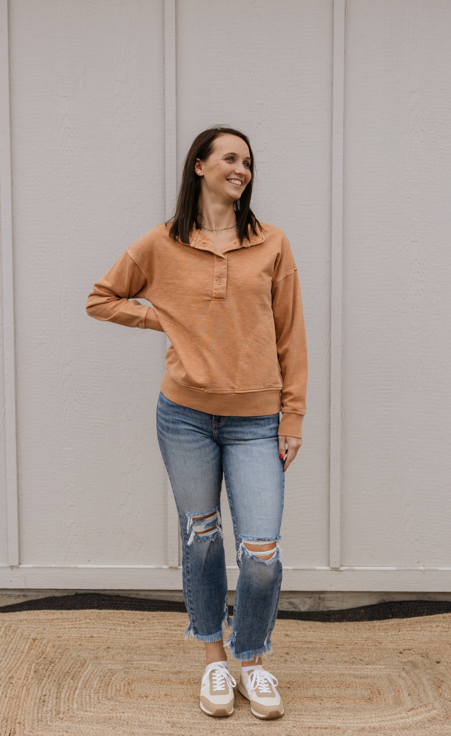 ALORA WASHED 3/4 BUTTON TOP 2 COLOR OPTIONS