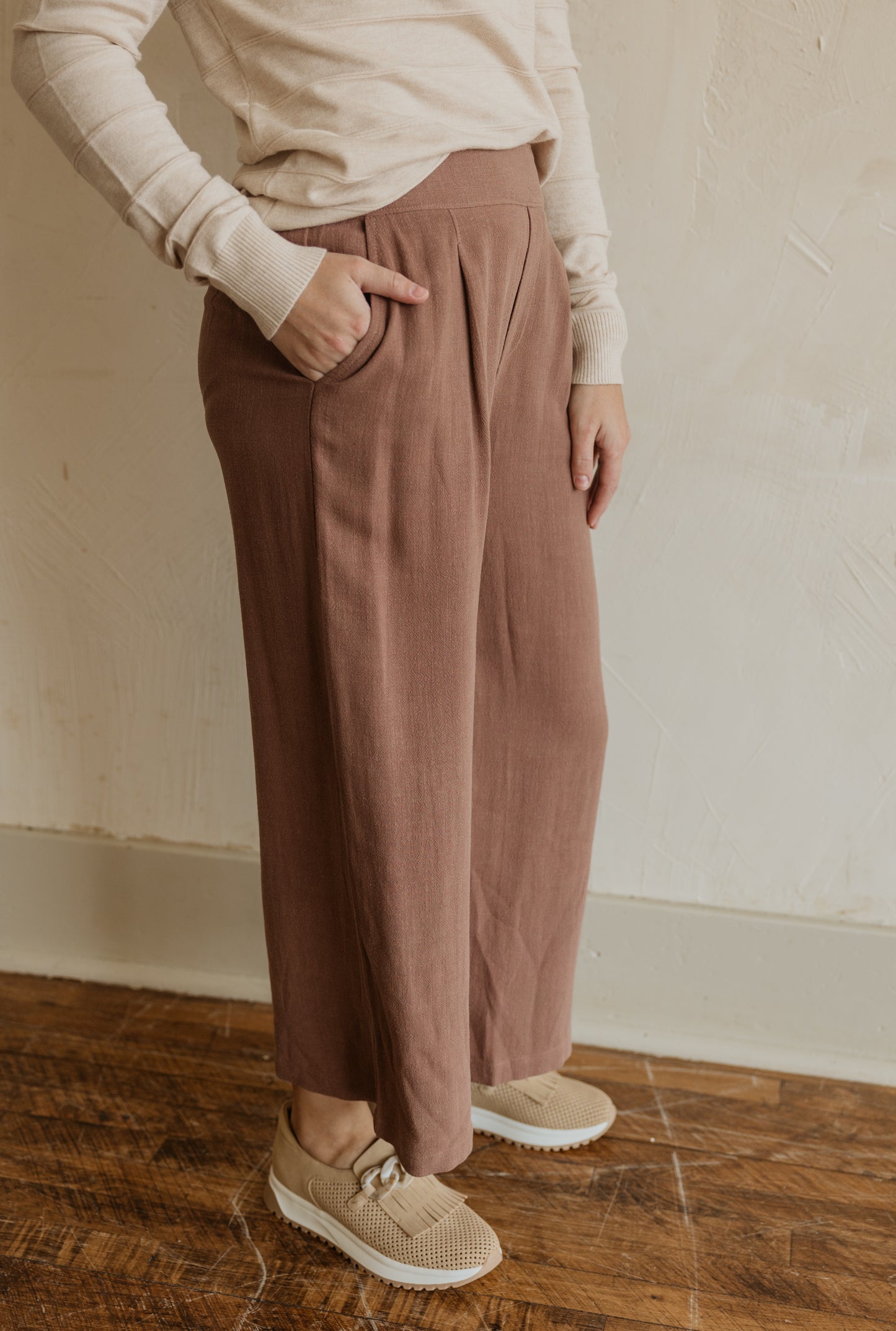 KELLY MARSALA LINEN PANTS