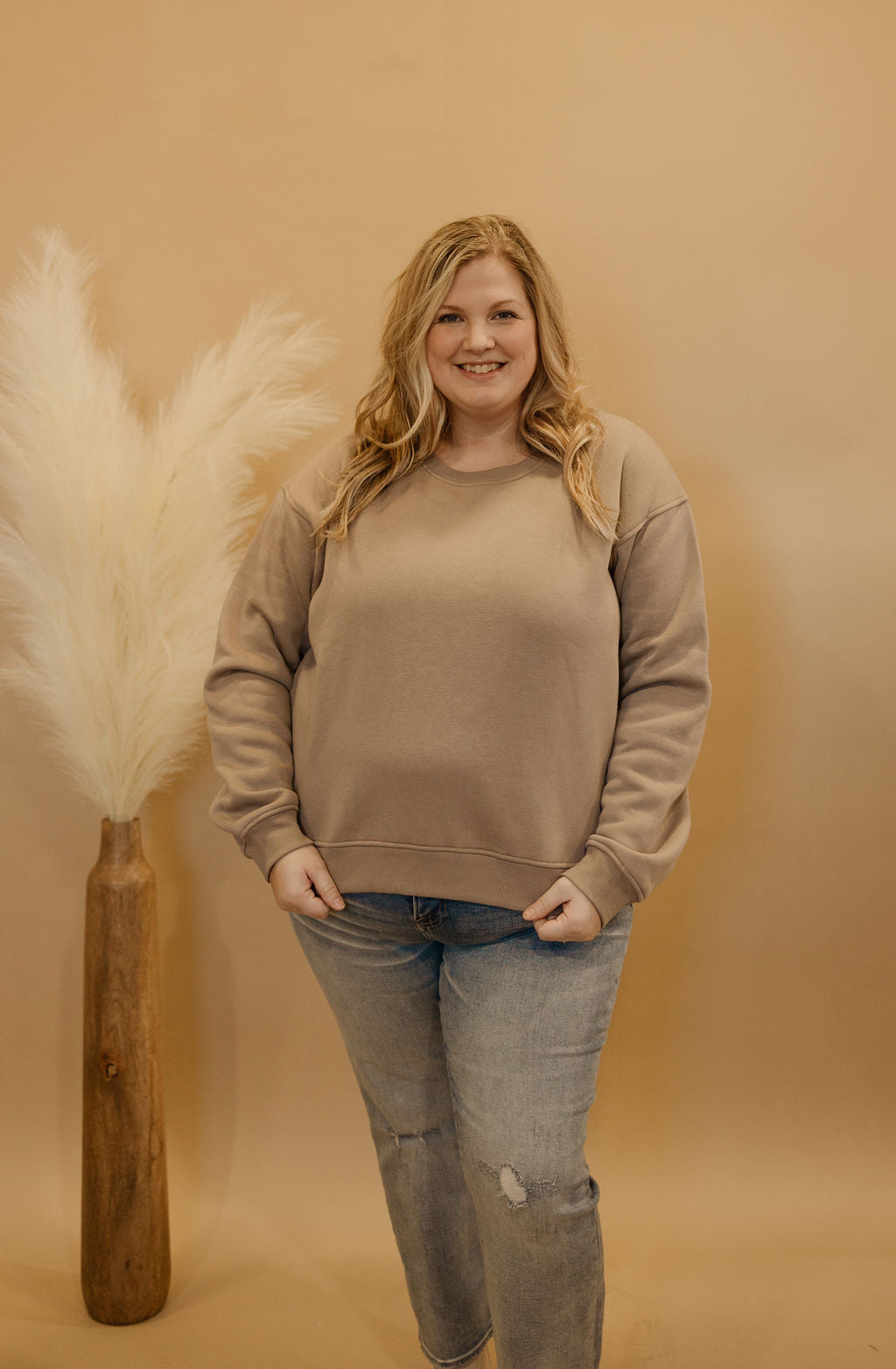 EILEEN CURVY/REG FLEECE SWEATSHIRT 2 COLOR OPTIONS