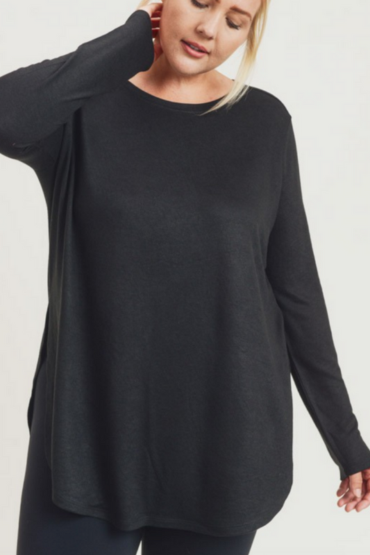 CURVY LONG SLEEVE BASIC TOP 2 color options