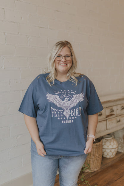 SANDY CURVY FREE BIRD GRAPHIC TEE