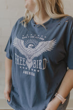 SANDY CURVY FREE BIRD GRAPHIC TEE