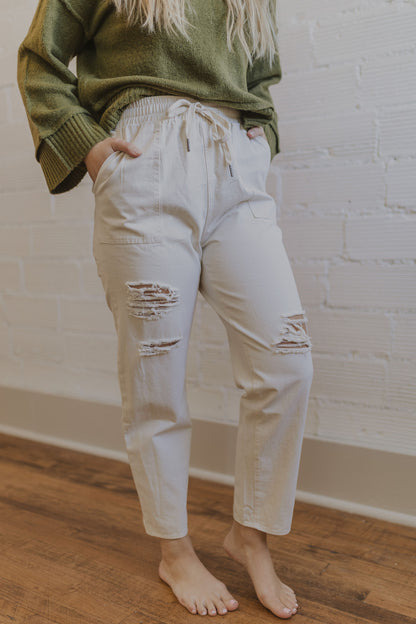 MOLLIE DISTRESSED PANTS